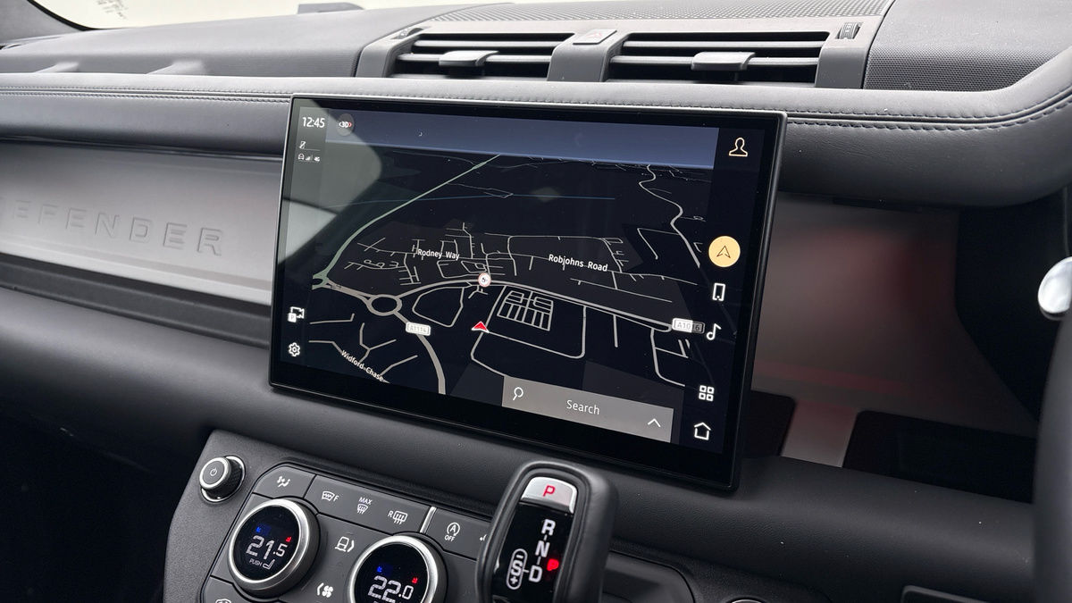 Used Land Rover Defender 2024 for sale - 77072914: Photo 17