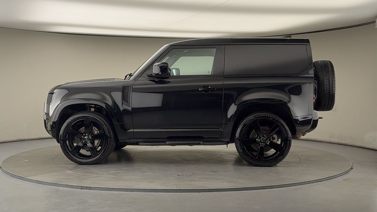 Used Land Rover Defender 2024 for sale - 77072914: Photo 27