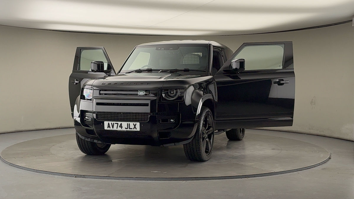 Used Land Rover Defender 2024 for sale - 77072914: Photo 50