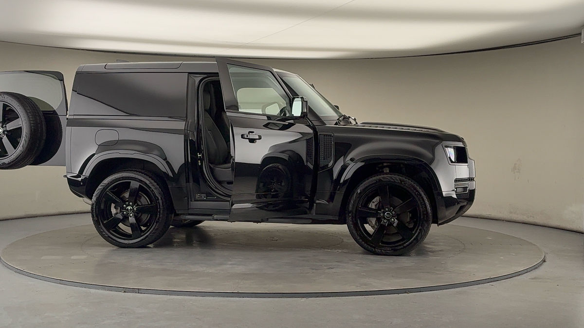 Used Land Rover Defender 2024 for sale - 77072914: Photo 55