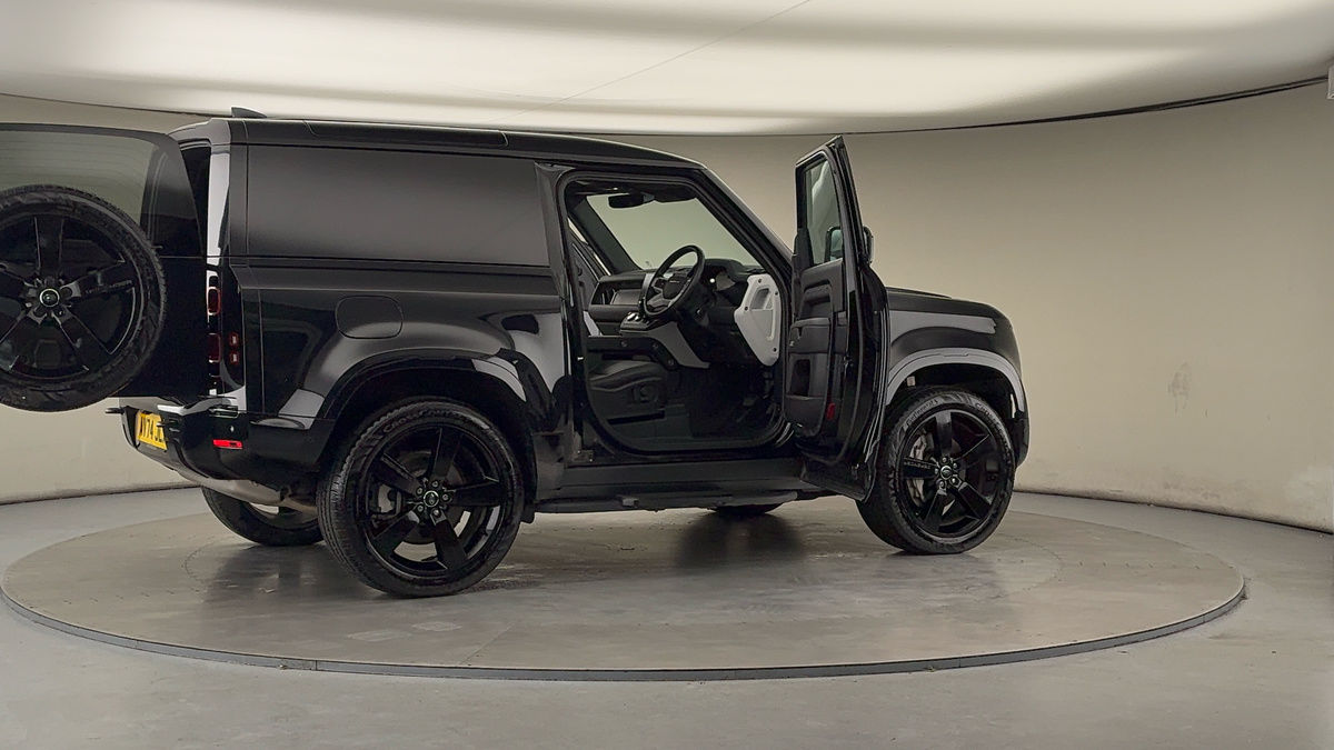 Used Land Rover Defender 2024 for sale - 77072914: Photo 57