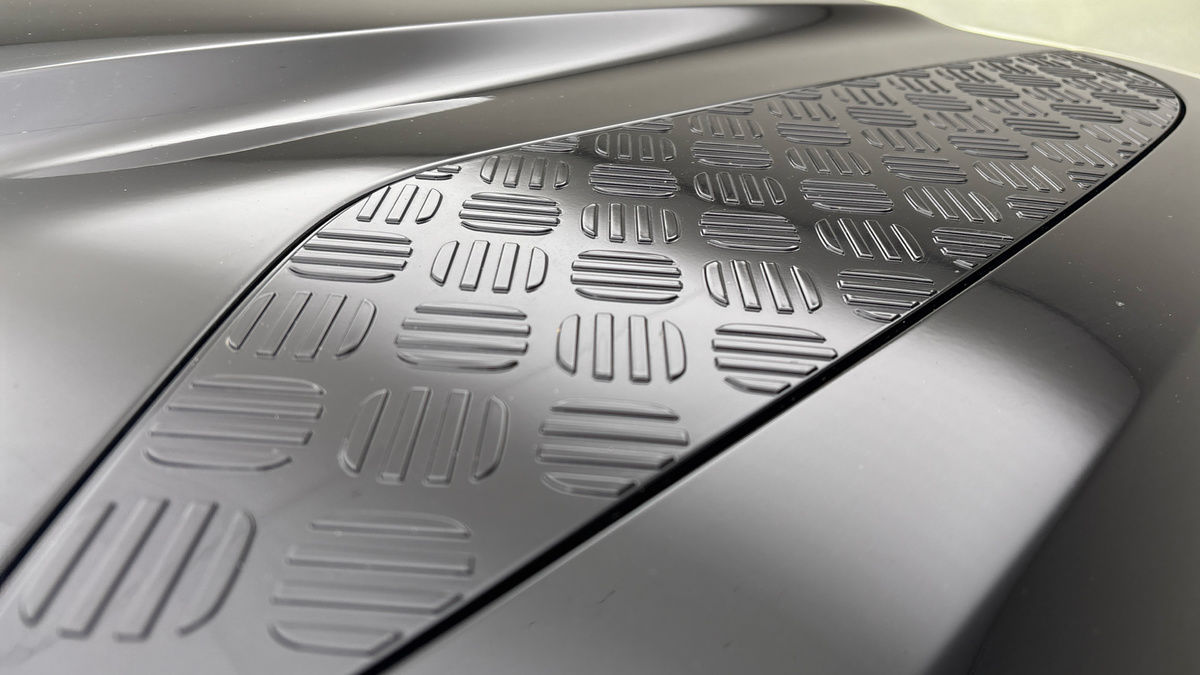 Used Land Rover Defender 2024 for sale - 77072914: Photo 8