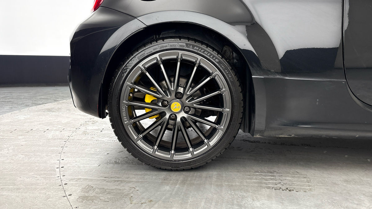 Used Abarth 695 2023 for sale - 77921048: Photo 10