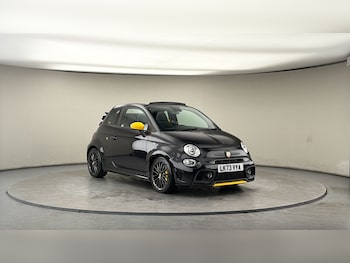 Used Abarth 695 2023 for sale - 77921048: Photo