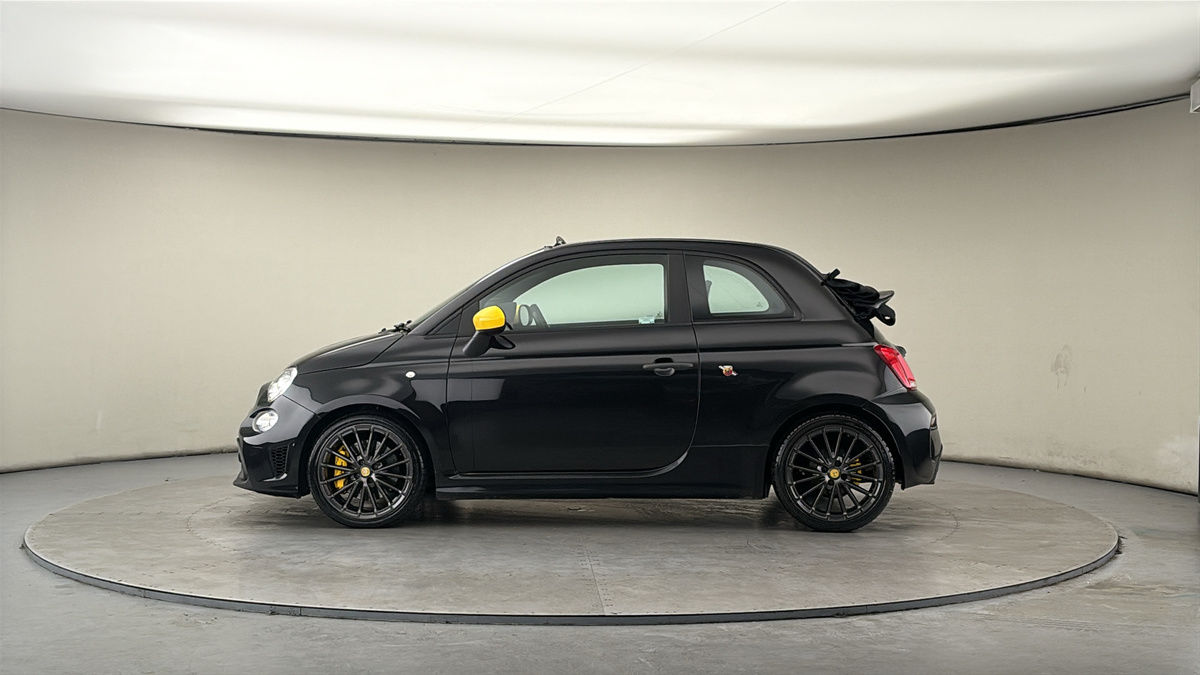 Used Abarth 695 2023 for sale - 77921048: Photo 31