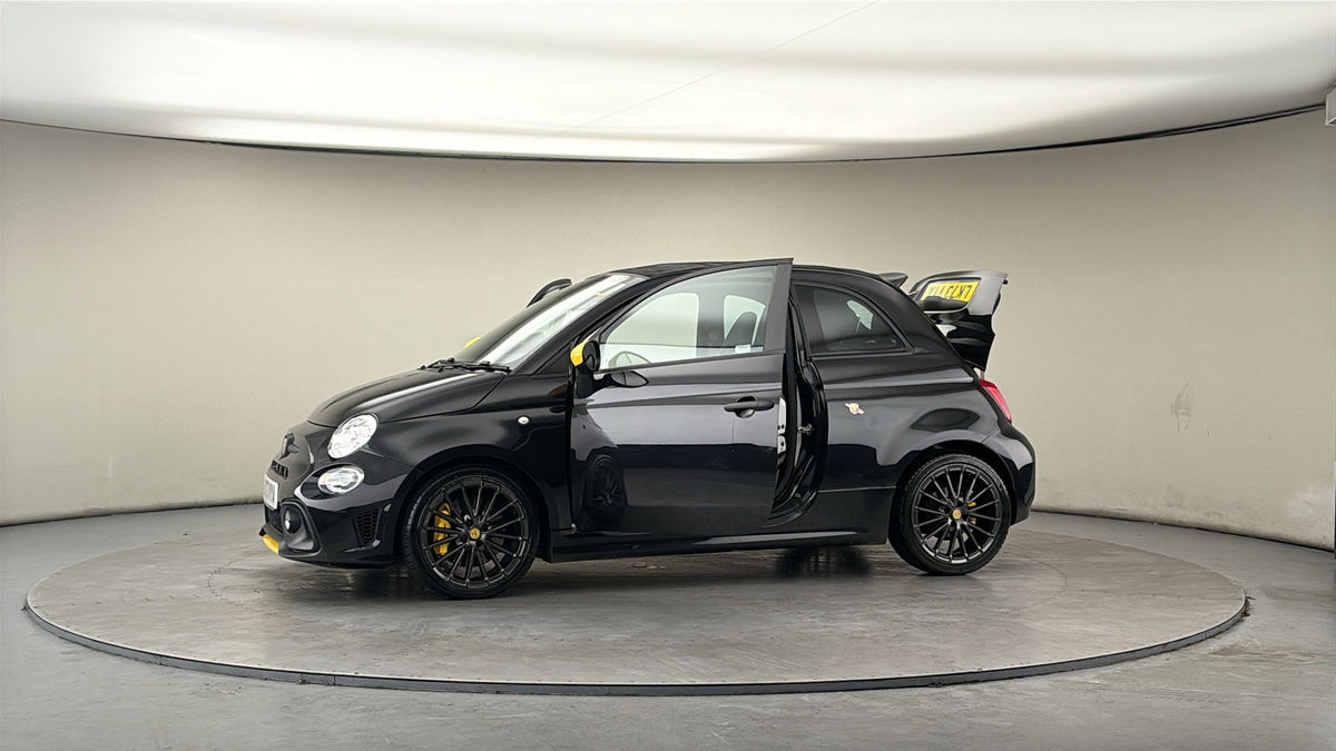 Used Abarth 695 2023 for sale - 77921048: Photo 51