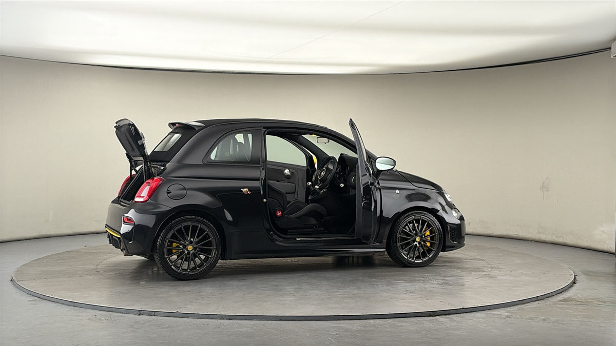 Used Abarth 695 2023 for sale - 77921048: Photo 60