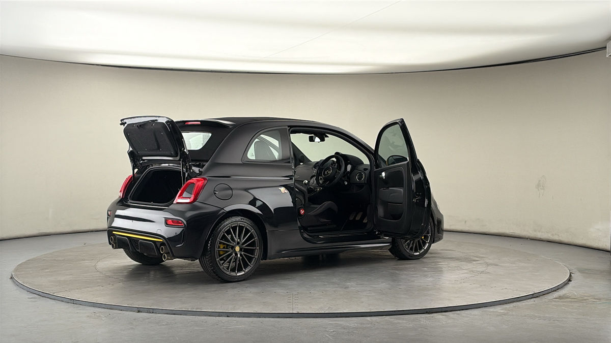 Used Abarth 695 2023 for sale - 77921048: Photo 61