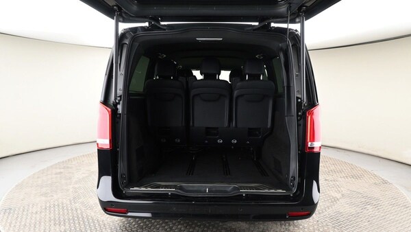 Used Mercedes-Benz V-Class 2023 for sale - 75078717: Photo 10