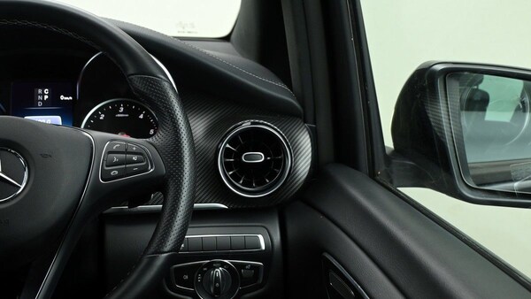 Used Mercedes-Benz V-Class 2023 for sale - 75078717: Photo 16
