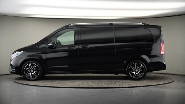 Used Mercedes-Benz V-Class 2023 for sale - 75078717: Photo 19