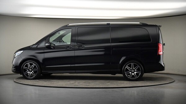 Used Mercedes-Benz V-Class 2023 for sale - 75078717: Photo 36