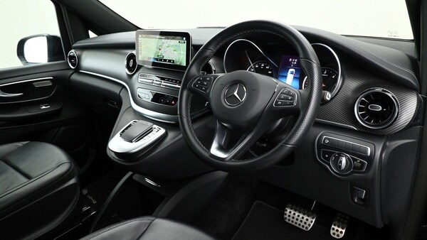 Used Mercedes-Benz V-Class 2023 for sale - 75078717: Photo 3
