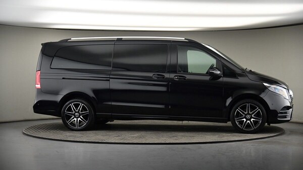 Used Mercedes-Benz V-Class 2023 for sale - 75078717: Photo 43