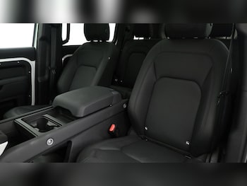 Used Land Rover Defender 110 2023 for sale - 75474443: Photo
