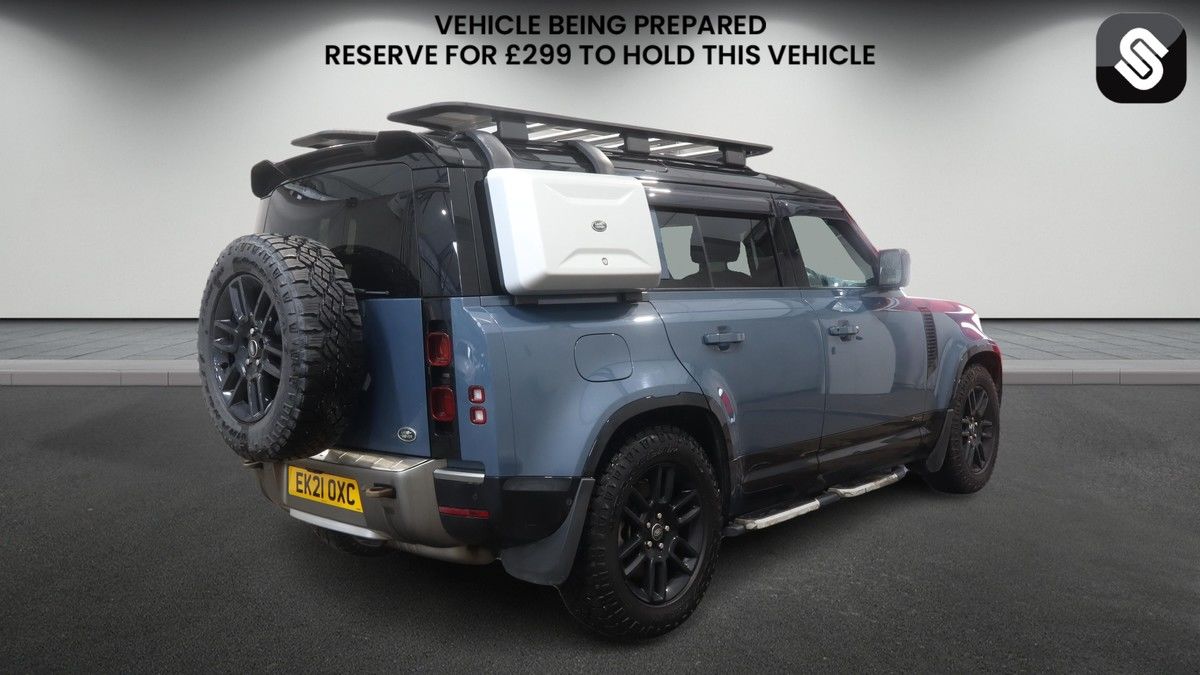 Used Land Rover Defender 2021 for sale - 78083811: Photo 4