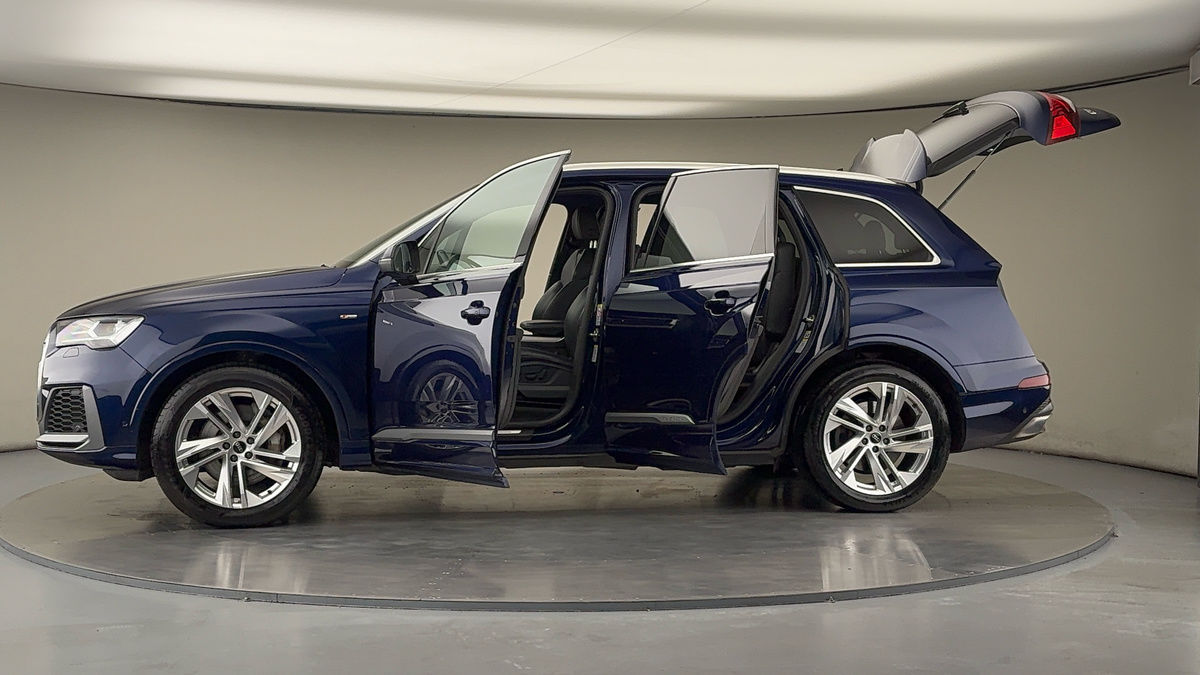 Used Audi Q7 2022 for sale - 75974860: Photo 47