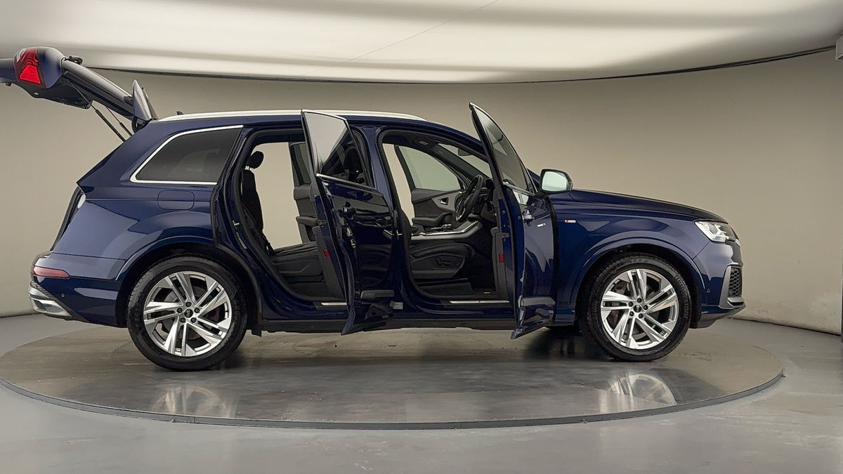 Used Audi Q7 2022 for sale - 75974860: Photo 56