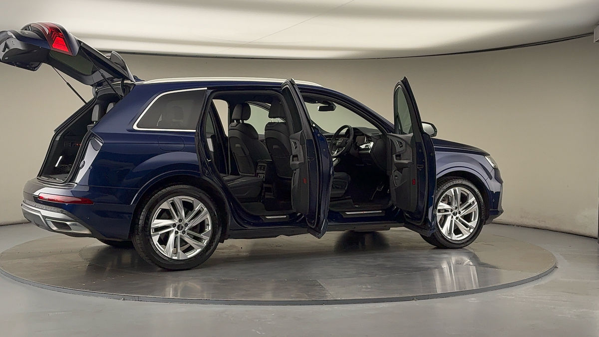 Used Audi Q7 2022 for sale - 75974860: Photo 57