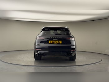 Used Porsche Cayenne 2022 for sale - 77609656: Photo