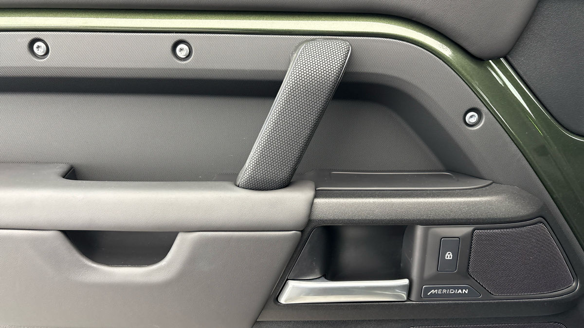 Used Land Rover Defender 90 2025 for sale - 77172895: Photo 19