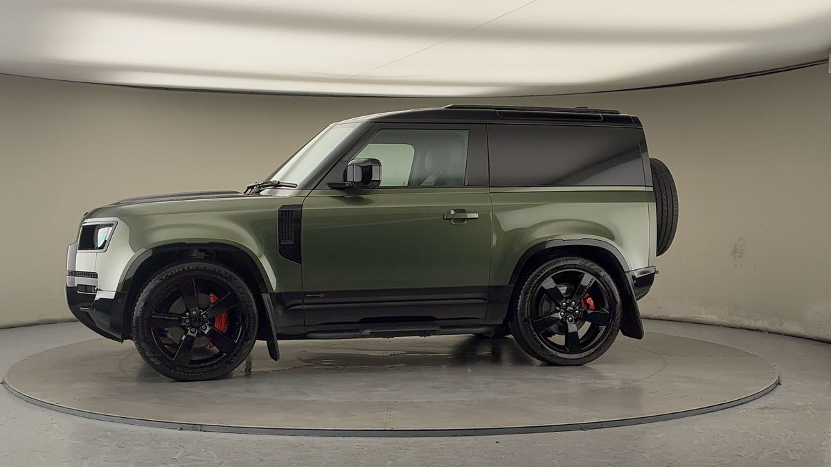 Used Land Rover Defender 90 2025 for sale - 77172895: Photo 28