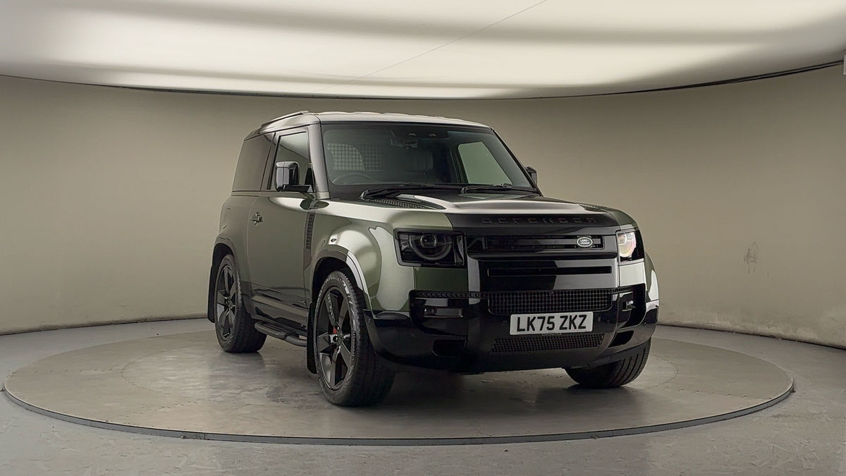 Used Land Rover Defender 90 2025 for sale - 77172895: Photo 33