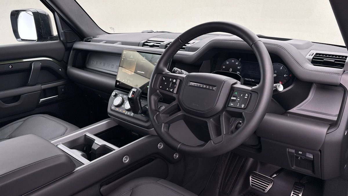 Used Land Rover Defender 90 2025 for sale - 77172895: Photo 5