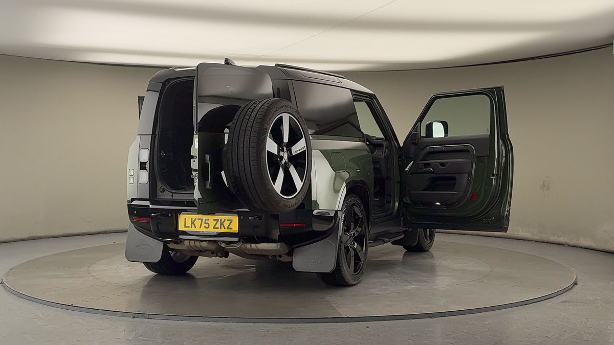 Used Land Rover Defender 90 2025 for sale - 77172895: Photo 59