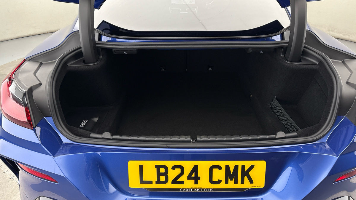 Used BMW 8 Series 2024 for sale - 76081565: Photo 11