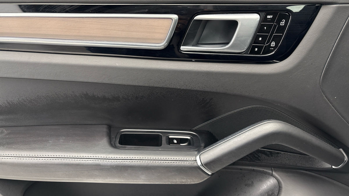 Used Porsche Cayenne 2020 for sale - 77535688: Photo 19