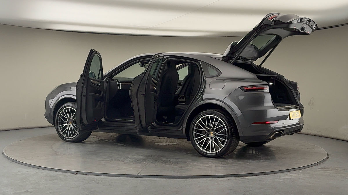 Used Porsche Cayenne 2020 for sale - 77535688: Photo 46