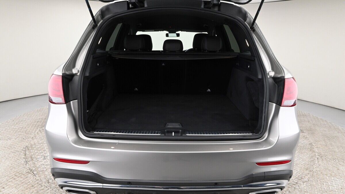 Used Mercedes-Benz GLC 2020 for sale - 76655649: Photo 10