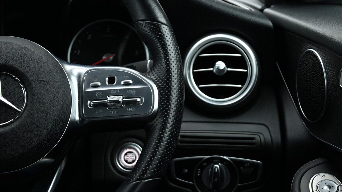 Used Mercedes-Benz GLC 2020 for sale - 76655649: Photo 16