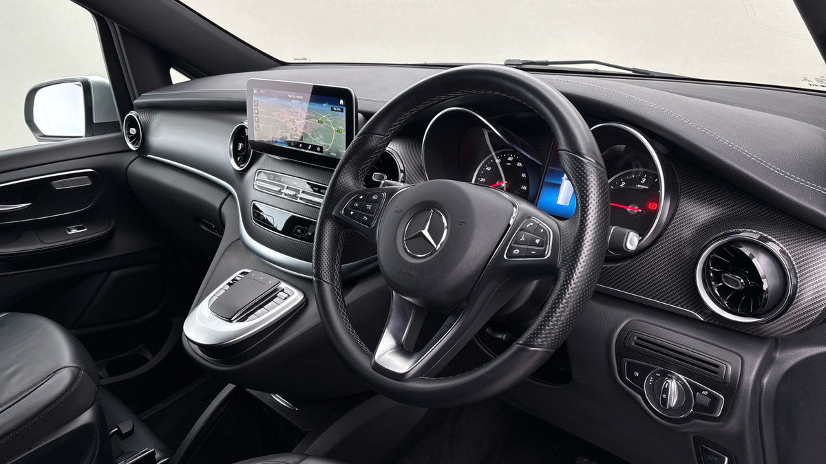 Used Mercedes-Benz V-Class 2023 for sale - 76280806: Photo 14