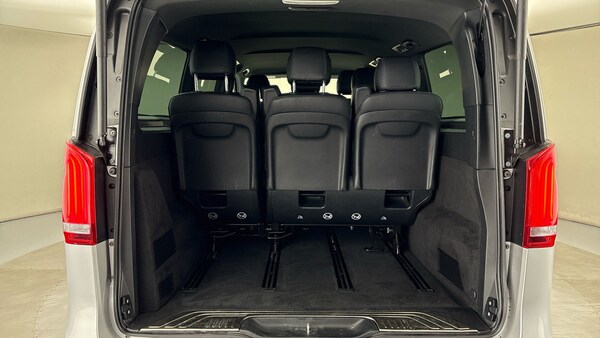 Used Mercedes-Benz V-Class 2023 for sale - 76280806: Photo 23
