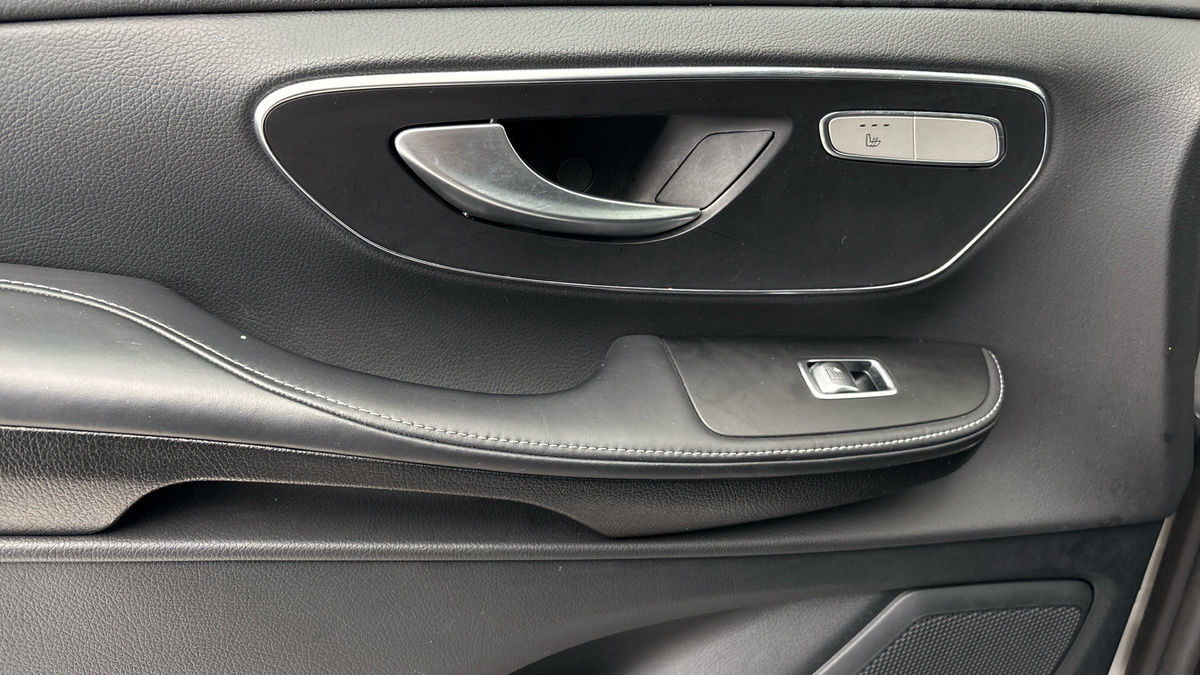 Used Mercedes-Benz V-Class 2023 for sale - 76280806: Photo 31