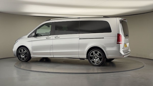 Used Mercedes-Benz V-Class 2023 for sale - 76280806: Photo 38