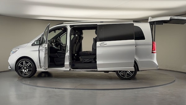 Used Mercedes-Benz V-Class 2023 for sale - 76280806: Photo 58
