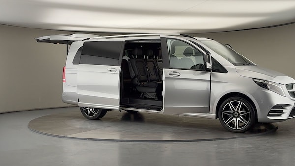 Used Mercedes-Benz V-Class 2023 for sale - 76280806: Photo 66