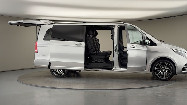 Used Mercedes-Benz V-Class 2023 for sale - 76280806: Photo 67