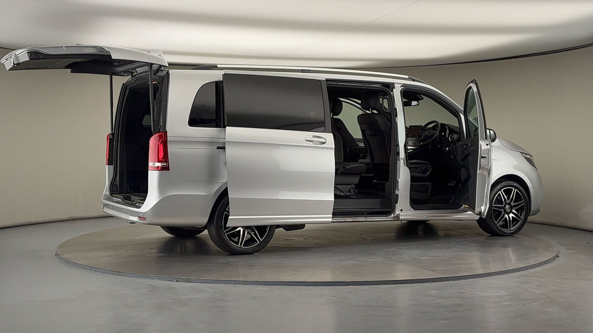 Used Mercedes-Benz V-Class 2023 for sale - 76280806: Photo 69