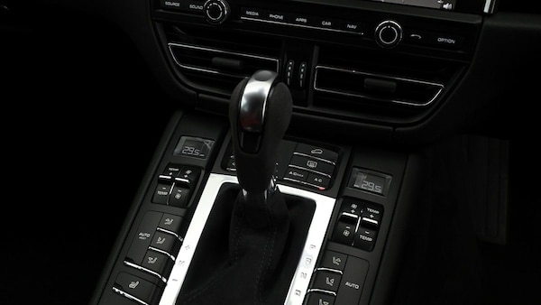 Used Porsche Macan 2021 for sale - 75503901: Photo 11