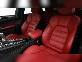Used Porsche Macan 2021 for sale - 75503901: Photo
