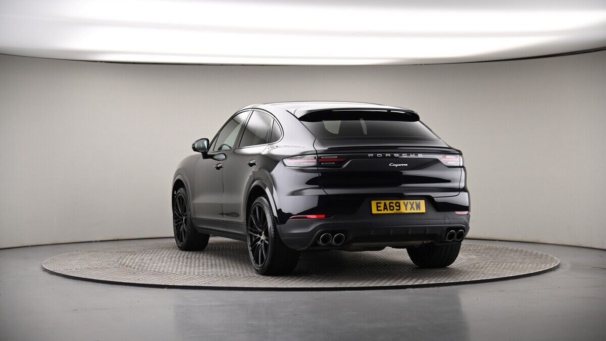 Used Porsche Cayenne 2019 for sale - 76430650: Photo 39