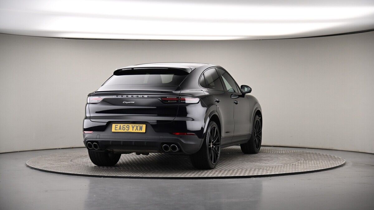 Used Porsche Cayenne 2019 for sale - 76430650: Photo 40