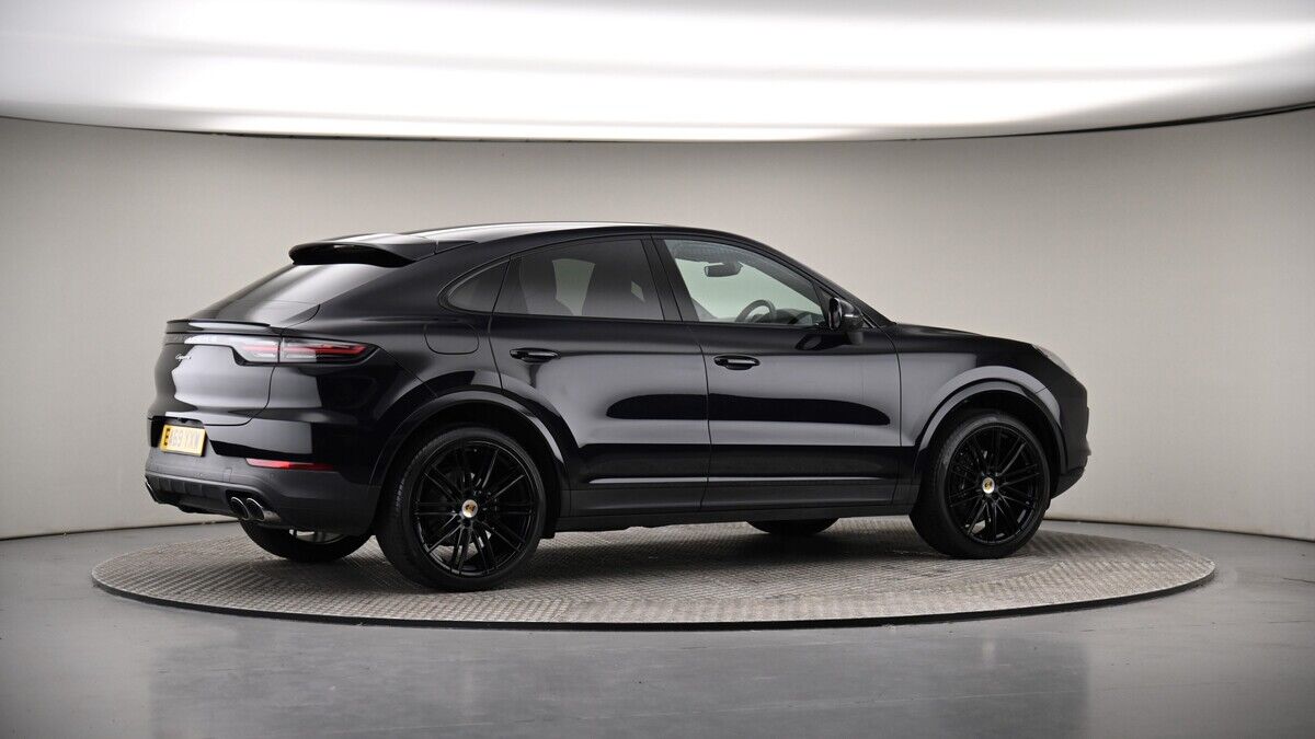 Used Porsche Cayenne 2019 for sale - 76430650: Photo 41