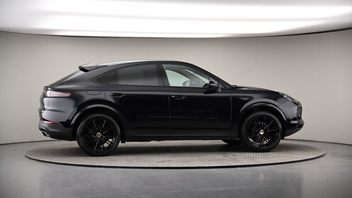 Used Porsche Cayenne 2019 for sale - 76430650: Photo 42