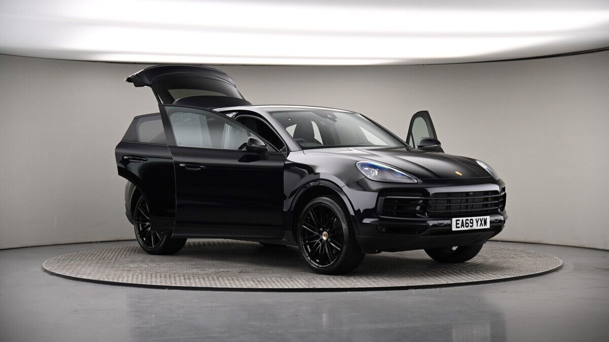 Used Porsche Cayenne 2019 for sale - 76430650: Photo 44