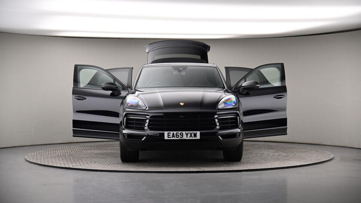 Used Porsche Cayenne 2019 for sale - 76430650: Photo 47